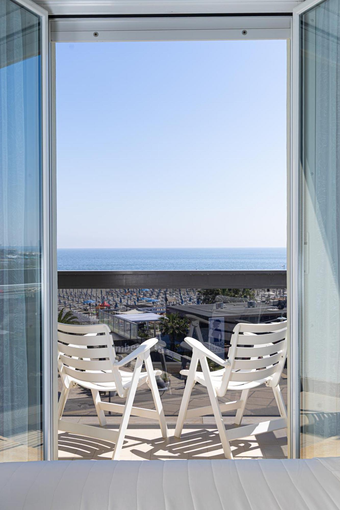 Hotel Oriente Milano Marittima Esterno foto